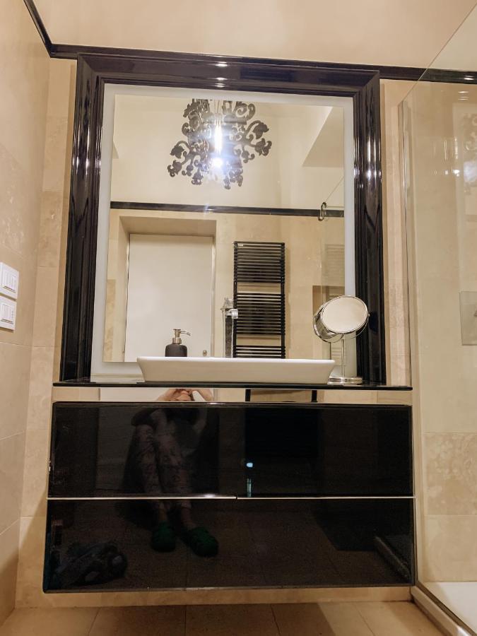 Ferienwohnung The Duomo Exclusive -43 Passi Dal Duomo- Florenz Exterior foto